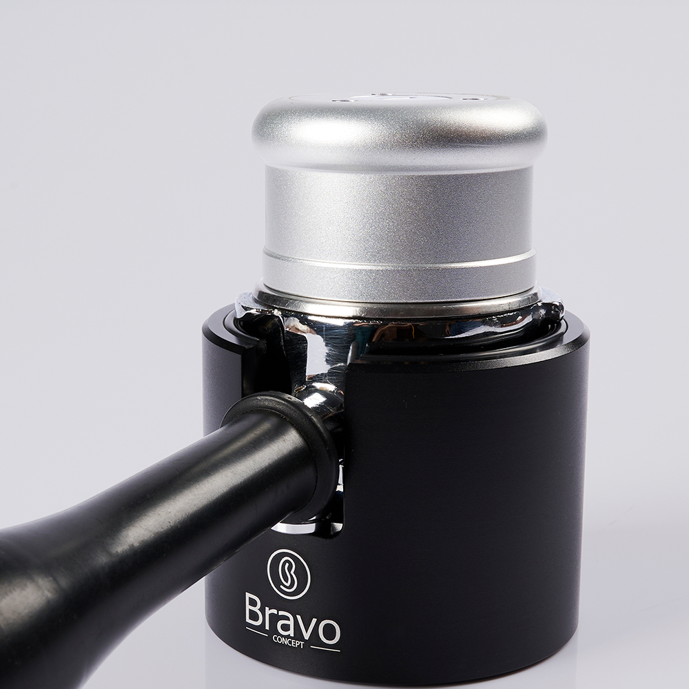 Bravo Coffee Distributor & Leveler